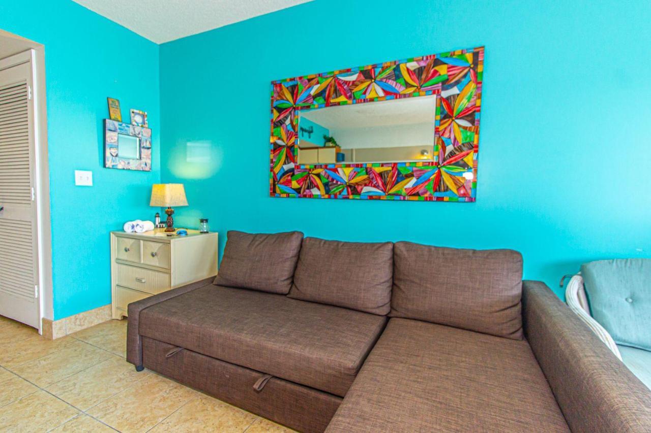 מירטל ביץ' Ocean Front Studio With Amazing Views Palace Resort 1801 Sleeps 5 Guests מראה חיצוני תמונה